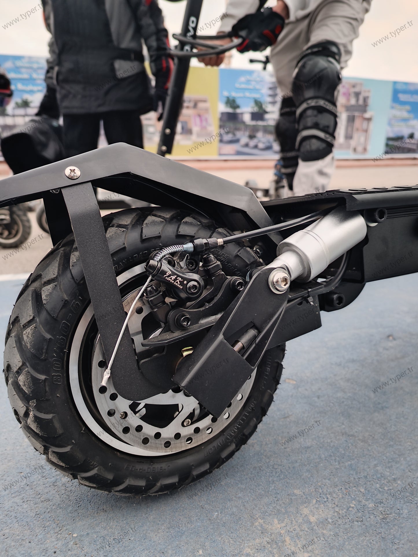 Onvo Scooter Motor Kablosu Koruma Demiri